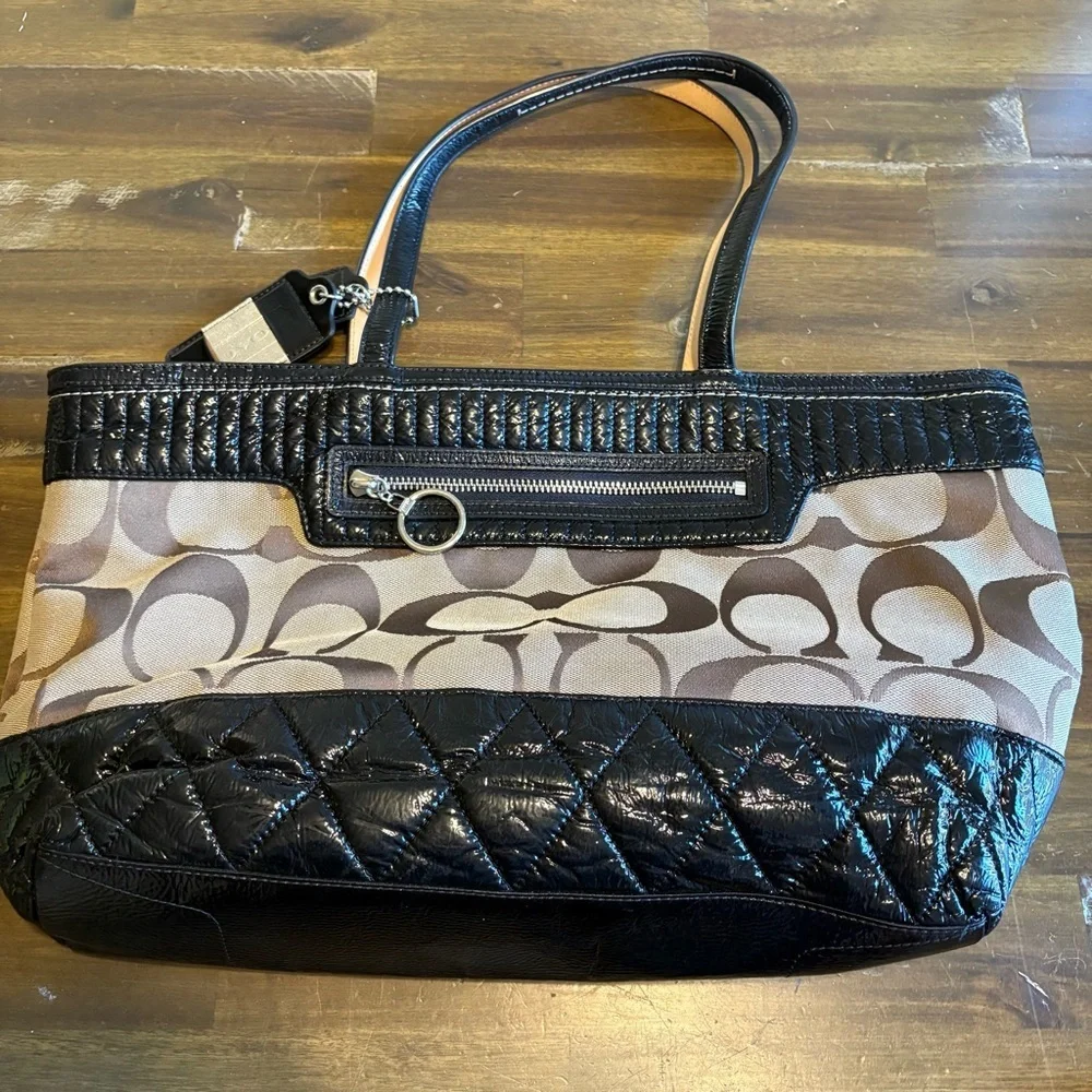 Vintage Coach Poppy Quilted Tote Shoulder Bag Signature CC Black Tan G1176